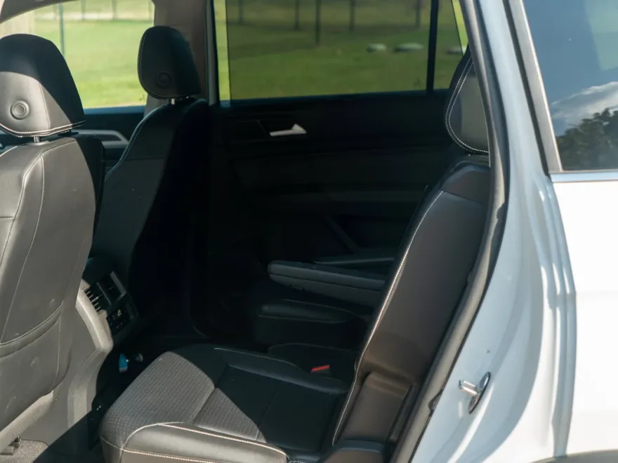 2022 Volkswagen Atlas SE Technology photo 1