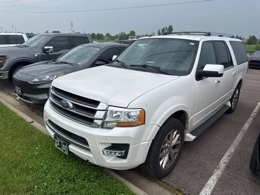 2017 Ford Expedition EL Limited photo 1
