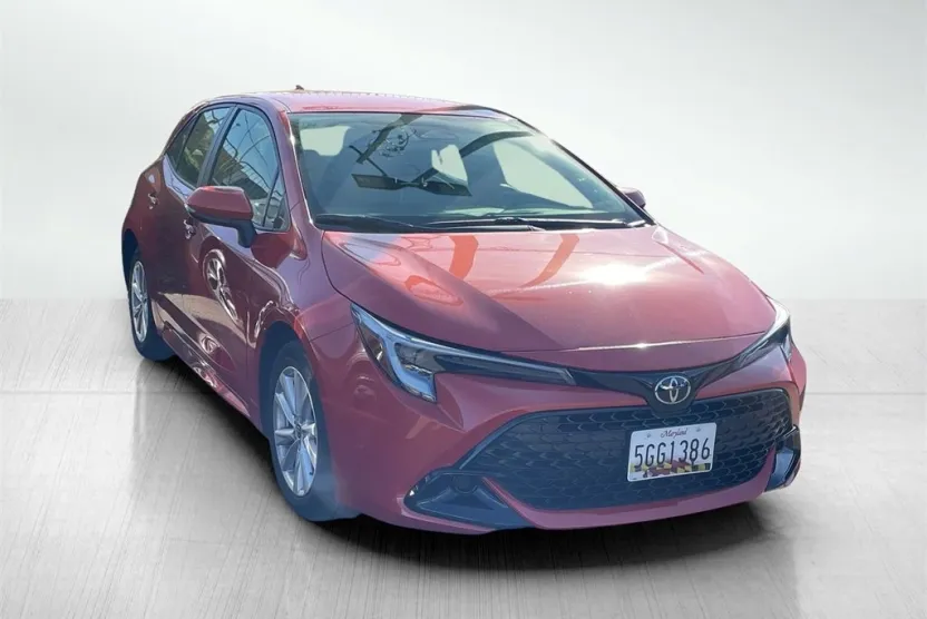 2025 Toyota Corolla SE photo 1