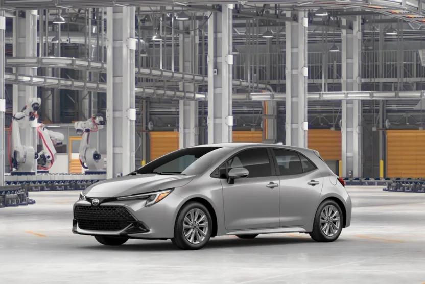 2025 Toyota Corolla SE photo 1