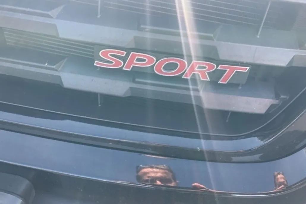 2019 Honda Ridgeline Sport photo 1