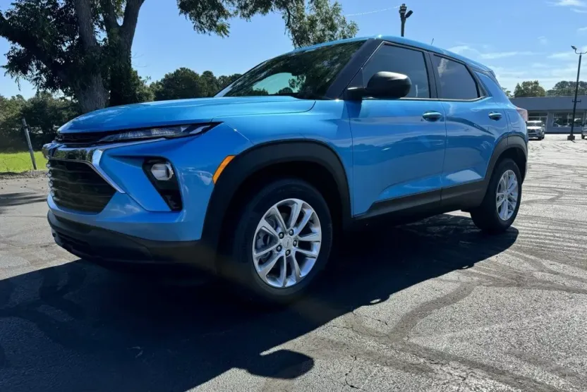 2026 Chevrolet Trailblazer LS photo 1