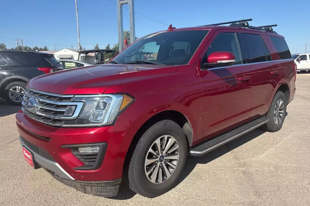 2019 Ford Expedition XLT photo 1