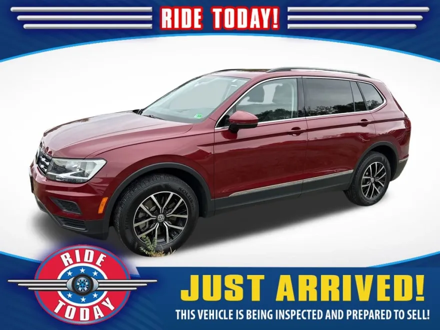 2021 Volkswagen Tiguan SE photo 1