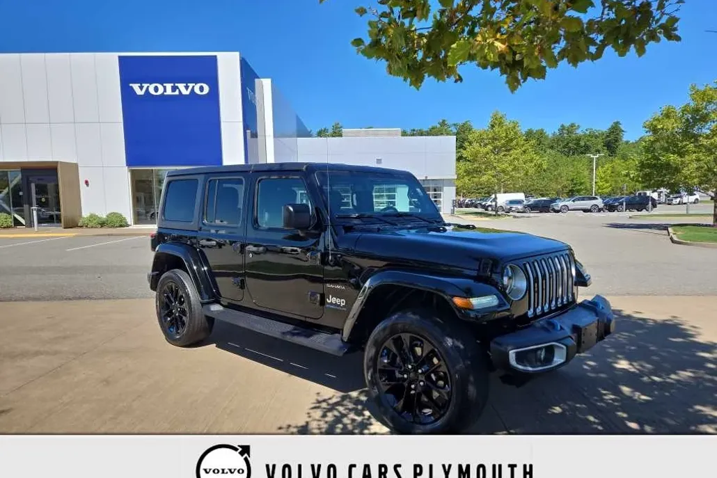 2023 Jeep Wrangler 4xe Sahara photo 1