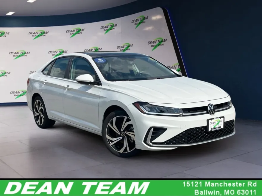 2025 Volkswagen Jetta SEL photo 1