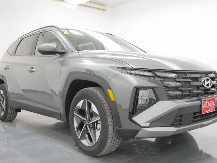 2025 Hyundai Tucson SEL photo 1