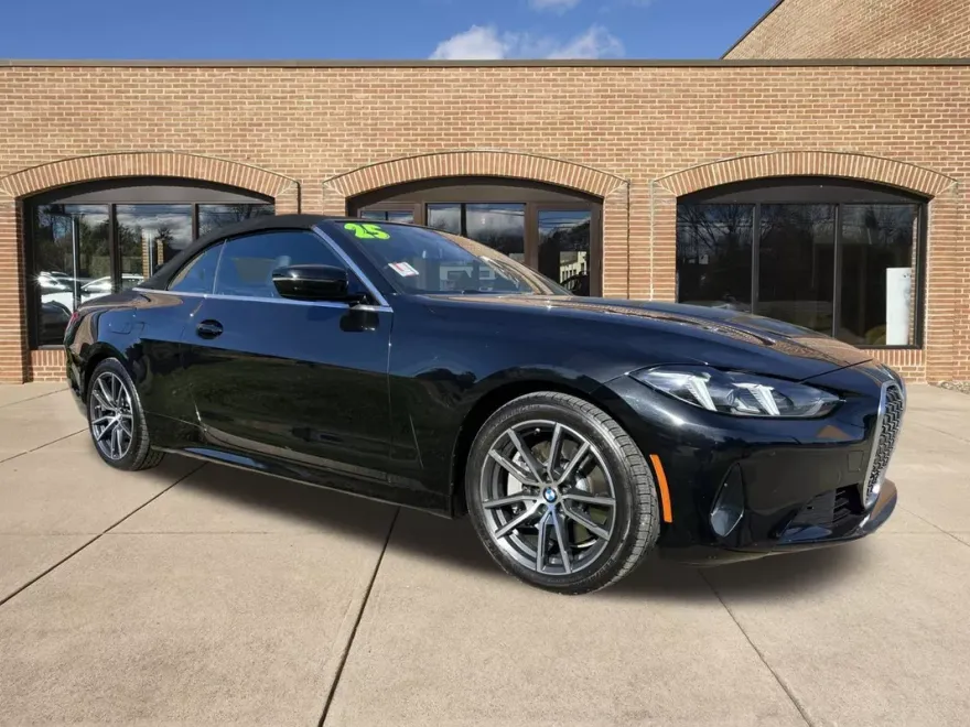 2025 Bmw 430i xDrive Convertible photo 1