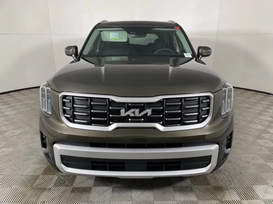 2025 Kia Telluride S photo 1