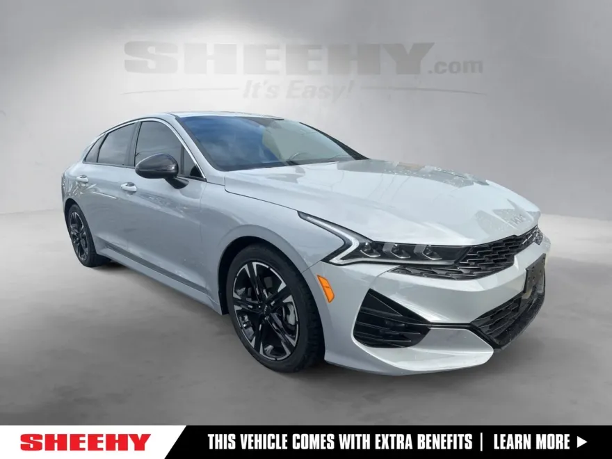 2024 Kia K5 GT-Line photo 1