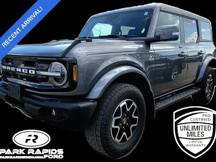 2022 Ford Bronco Outer Banks photo 1