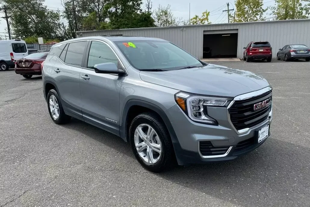 2024 Gmc Terrain SLE photo 1