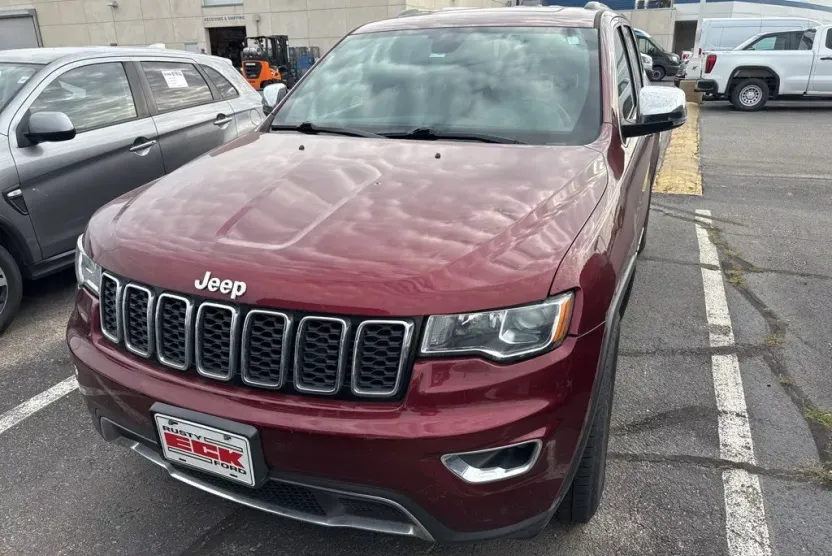 2021 Jeep Grand Cherokee Limited photo 1