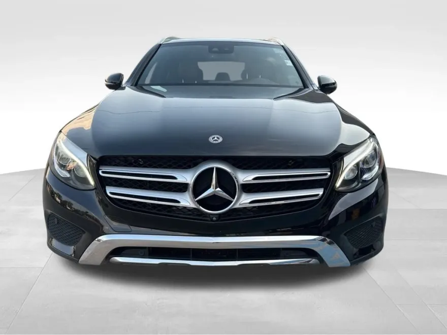 2019 Mercedes Benz GLC 300 photo 1