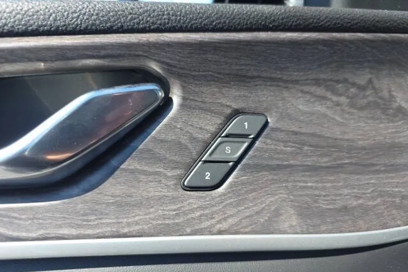 2024 Jeep Grand Cherokee Limited photo 1