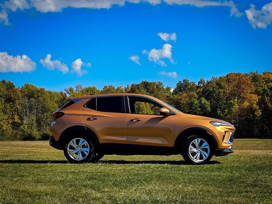 2024 Buick Encore GX Preferred photo 1