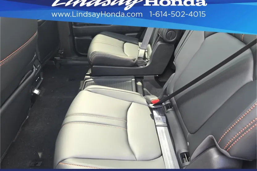 2025 Honda Pilot TrailSport photo 1