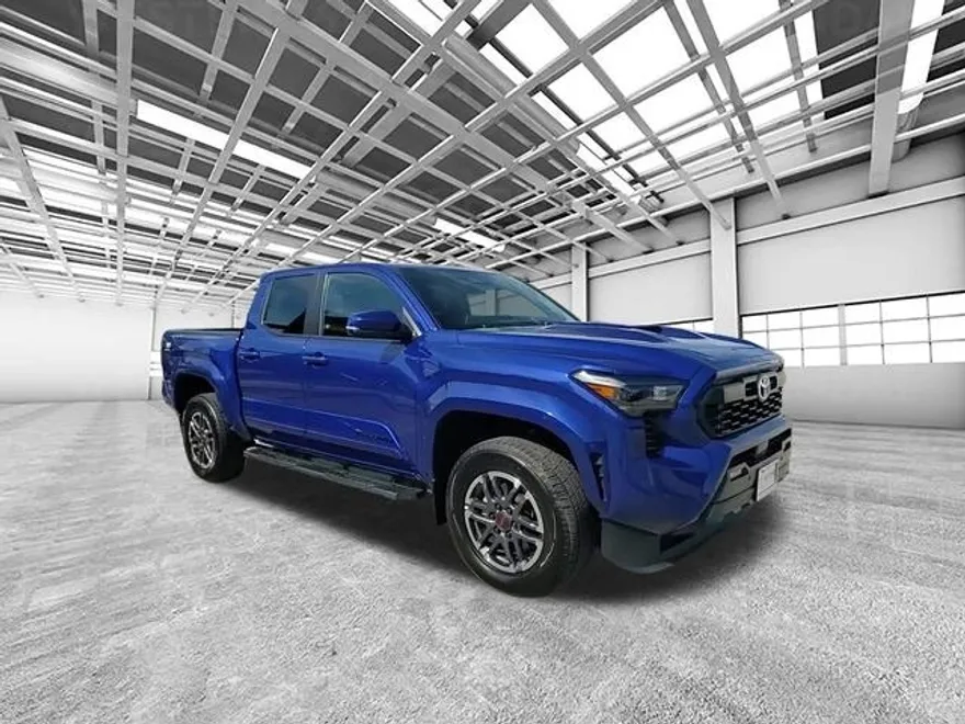 2024 Toyota Tacoma TRD Sport photo 1