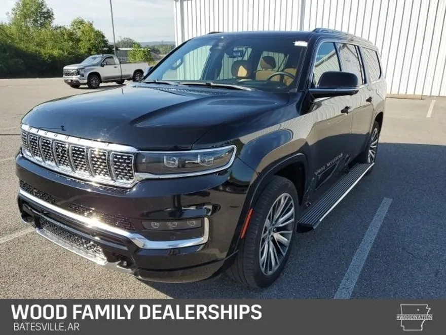 2024 Jeep Grand Wagoneer L III photo 1