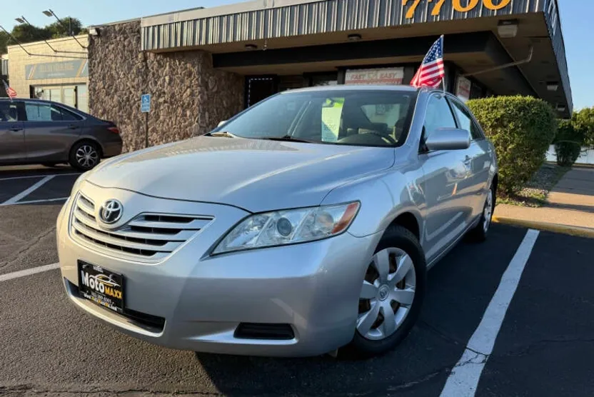 2007 Toyota Camry CE photo 1