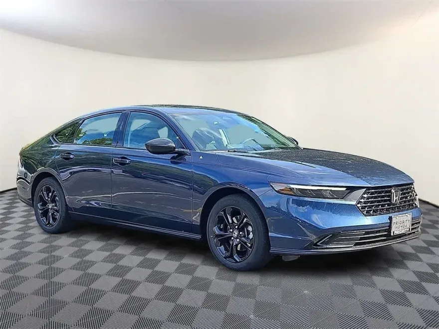 2025 Honda Accord 1.5T SE photo 1