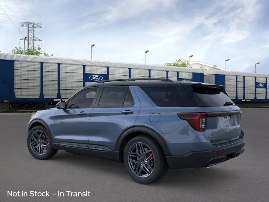 2025 Ford Explorer ST-Line photo 1