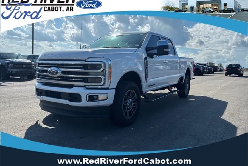 2025 Ford F-250 Platinum photo 1