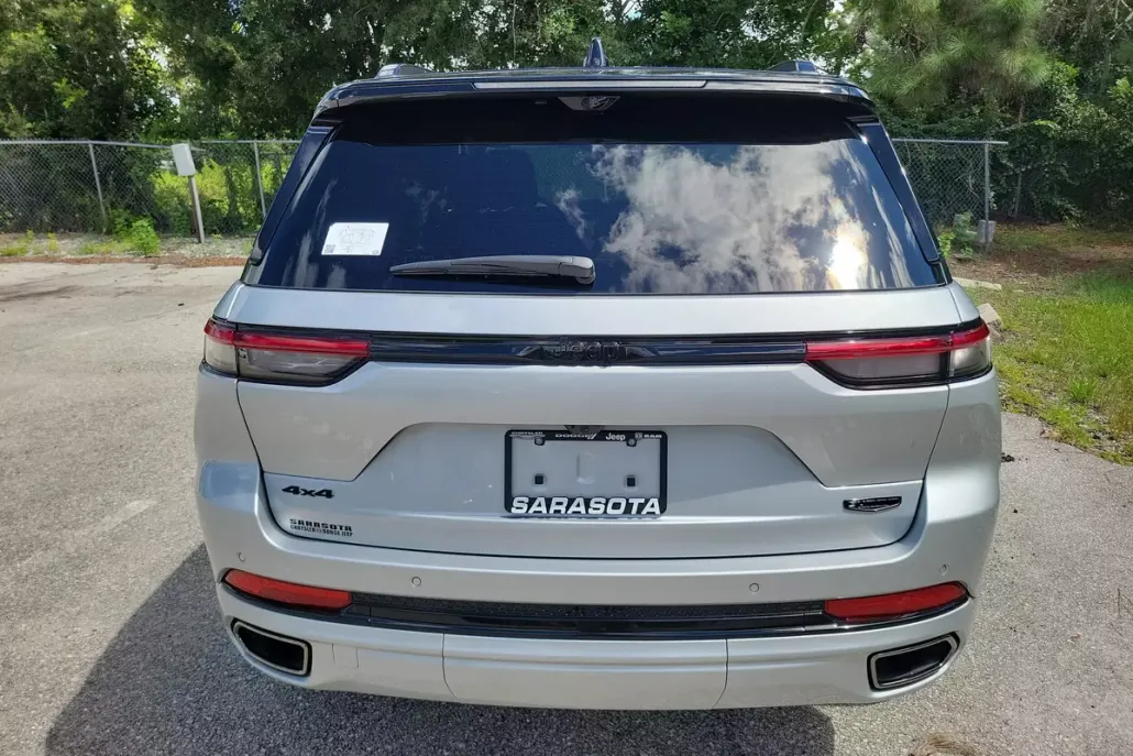 2025 Jeep Grand Cherokee Summit Reserve photo 1
