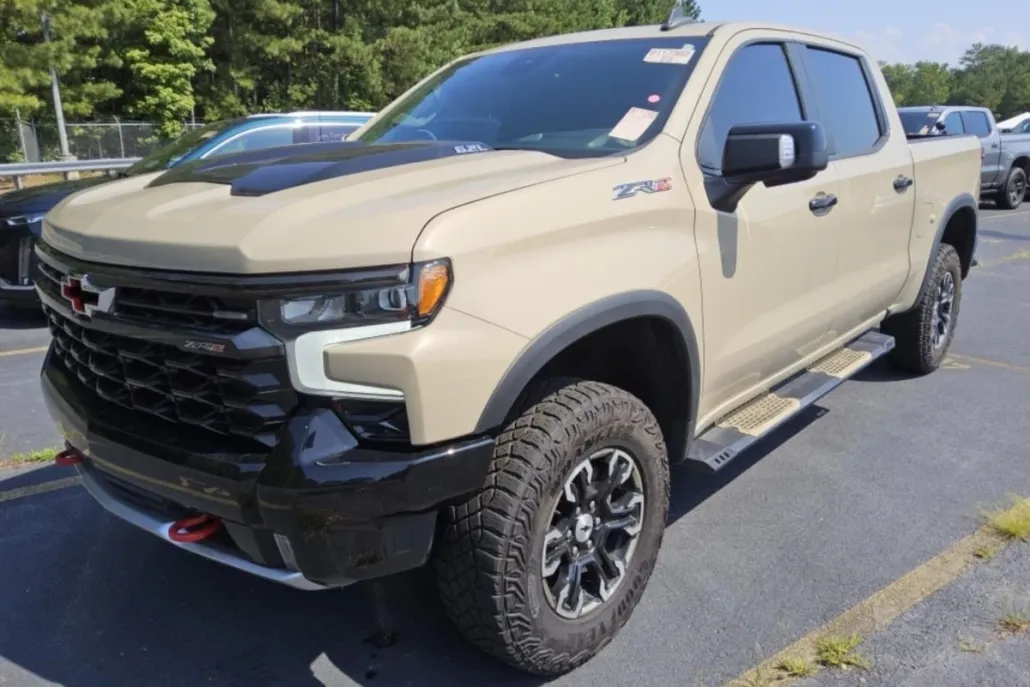 2022 Chevrolet Silverado 1500 ZR2 photo 1