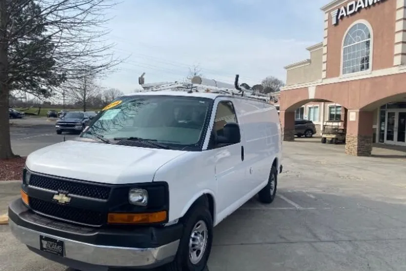 2014 Chevrolet Express 2500 Work Van photo 1
