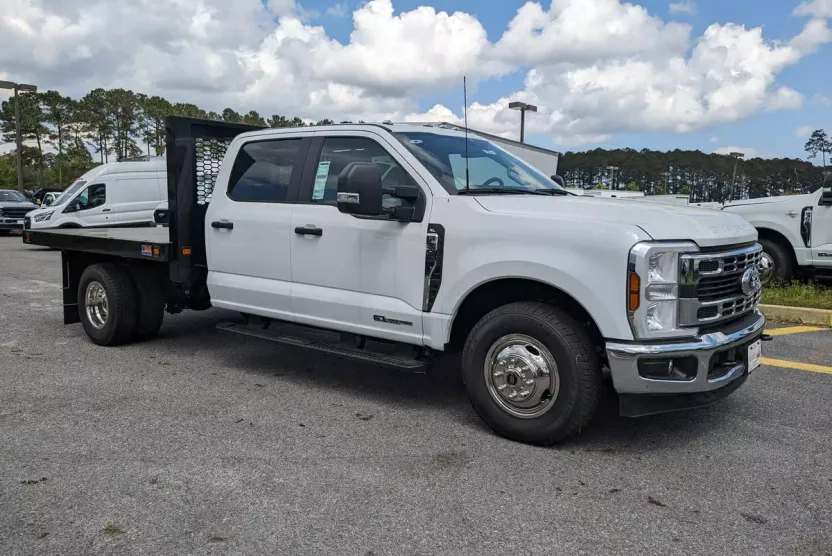 2024 Ford F-350 XL photo 1
