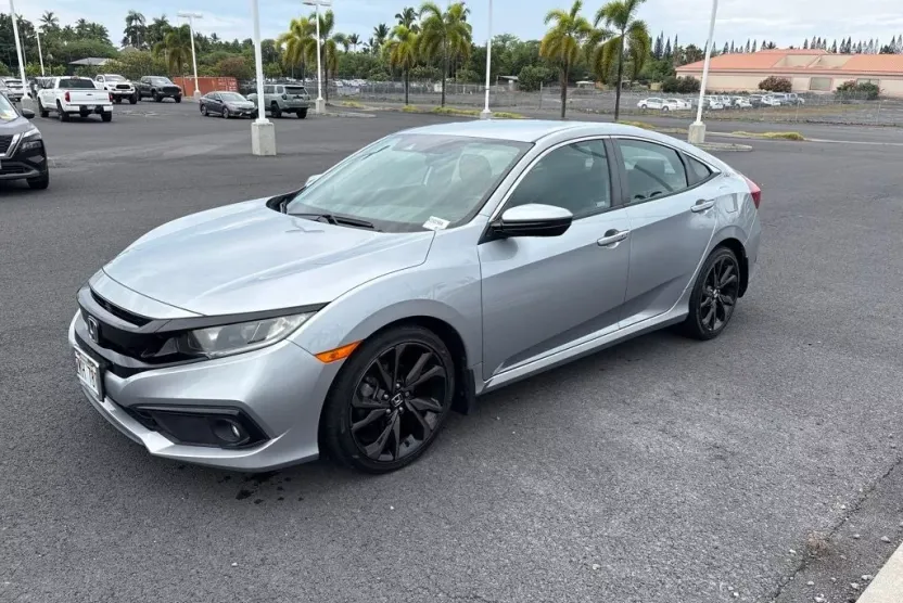 2020 Honda Civic Sport photo 1