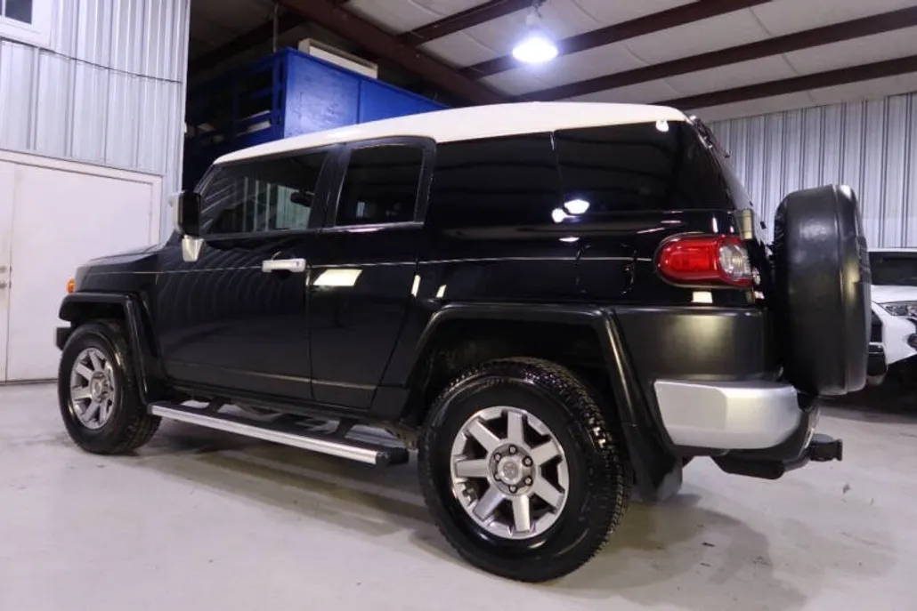 2014 Toyota FJ Cruiser Trail Teams Special Edition photo 1