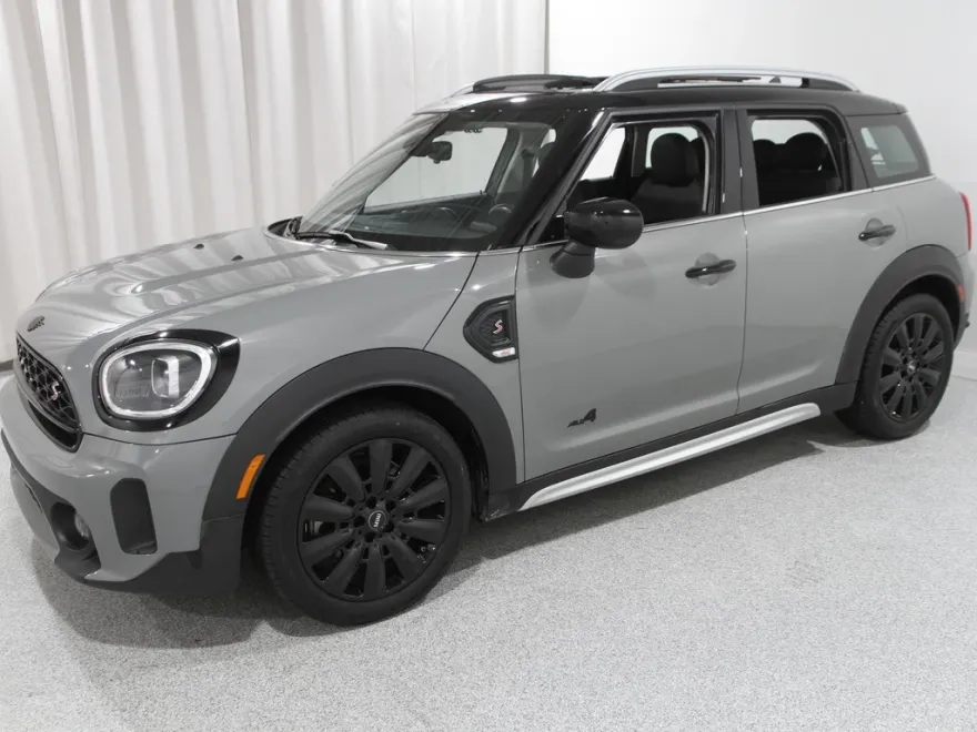 2023 Mini Countryman ALL4 Signature photo 1
