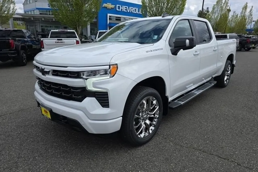 2025 Chevrolet Silverado 1500 RST photo 1