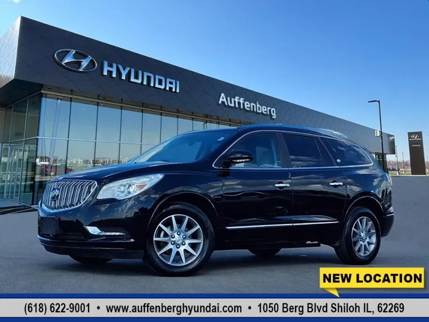 2017 Buick Enclave Convenience photo 1