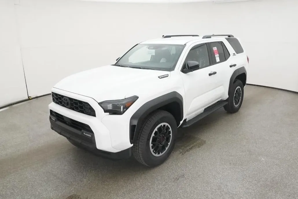 2025 Toyota 4Runner TRD Off-Road photo 1