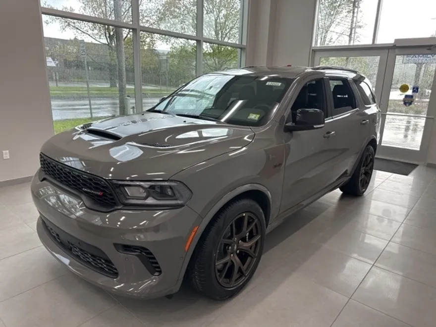 2025 Dodge Durango R/T Premium photo 2