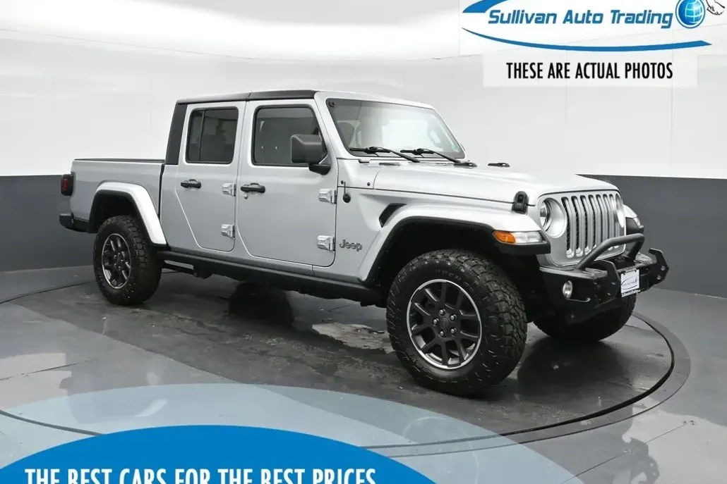 2022 Jeep Gladiator Overland photo 1