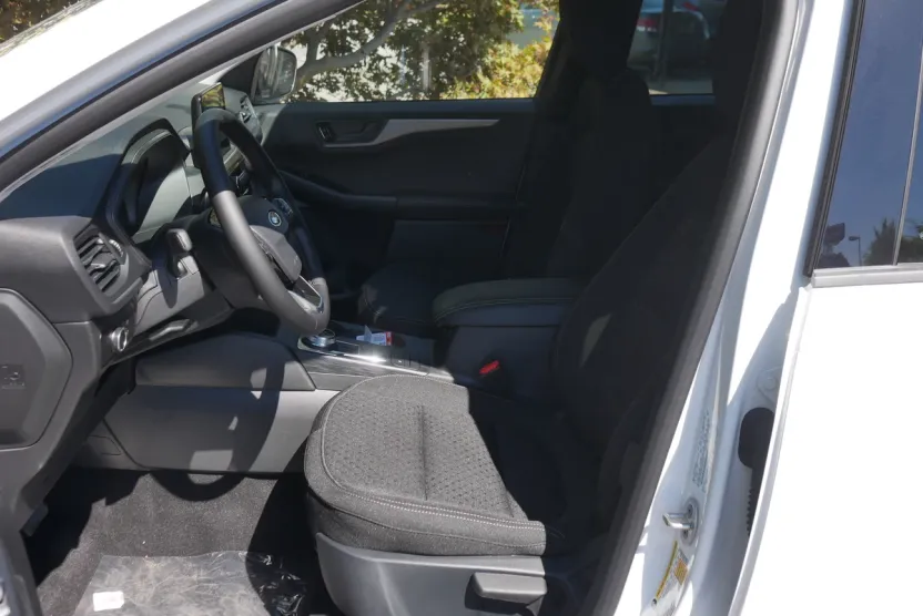 2025 Ford Escape Active photo 1