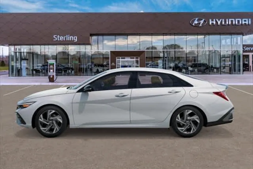 2025 Hyundai Elantra SEL Sport photo 1