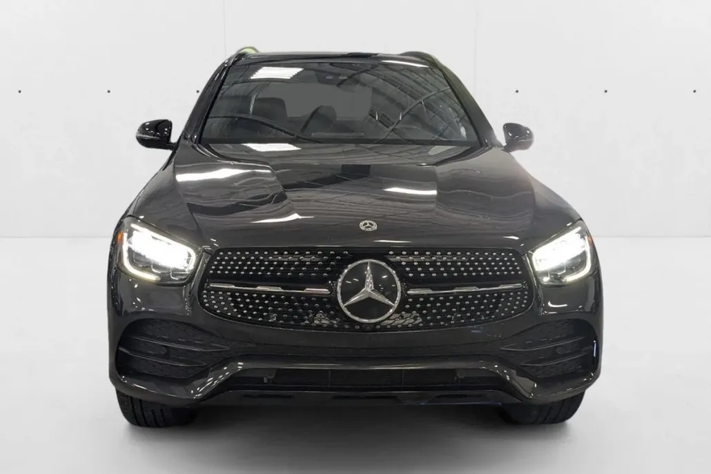 2022 Mercedes Benz GLC 300 photo 1