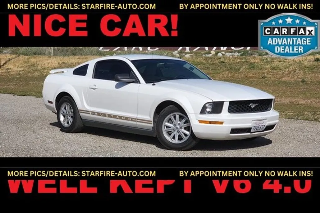 2005 Ford Mustang Deluxe photo 1
