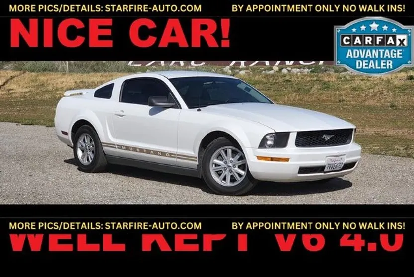 2005 Ford Mustang Deluxe photo 1