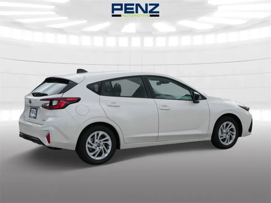 2025 Subaru Impreza Base photo 1