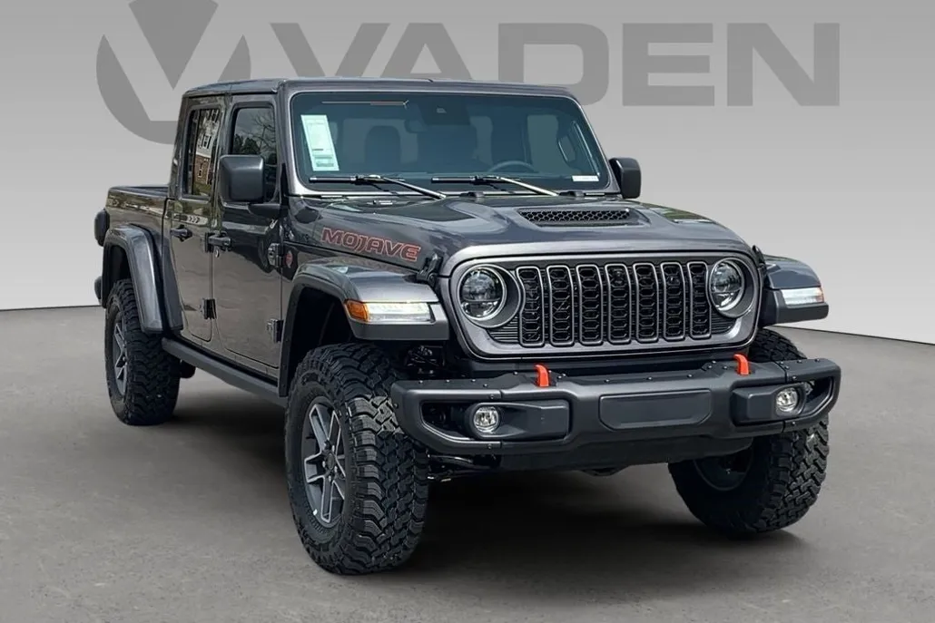 2025 Jeep Gladiator Mojave photo 1