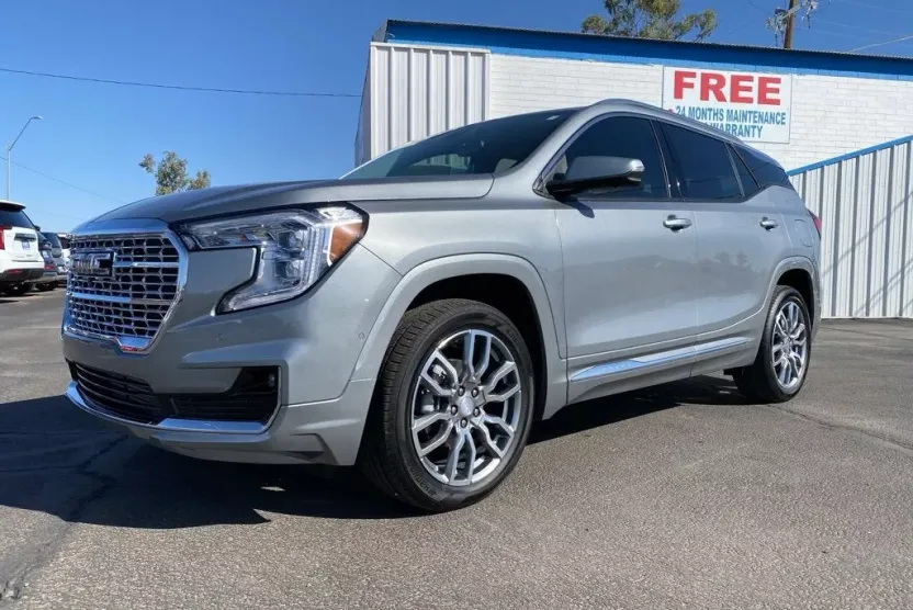 2024 Gmc Terrain Denali photo 1