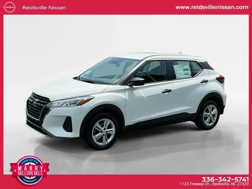 2025 Nissan Kicks Play S photo 1