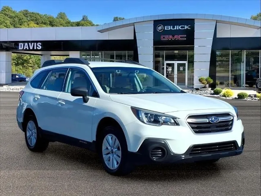 2019 Subaru Outback 2.5i photo 1
