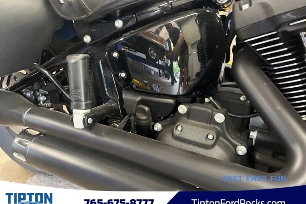 2022 Harley Davidson Heritage Softail photo 1